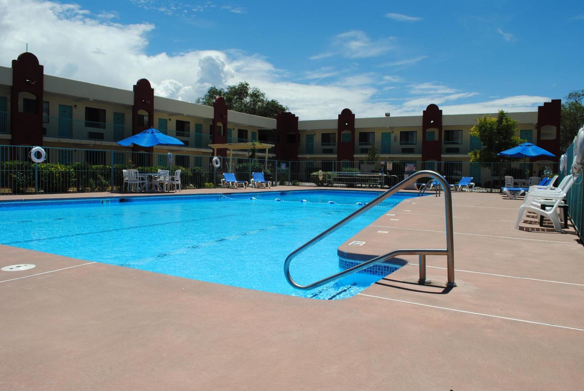 Days Inn By Wyndham Santa Fe New Mexico Exteriér fotografie
