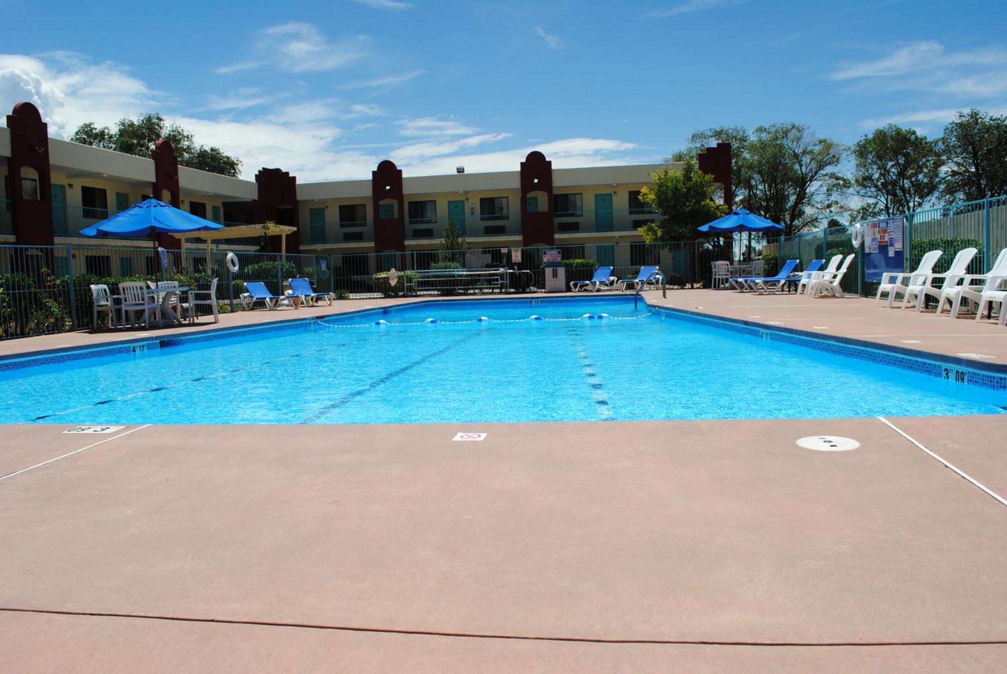 Days Inn By Wyndham Santa Fe New Mexico Exteriér fotografie