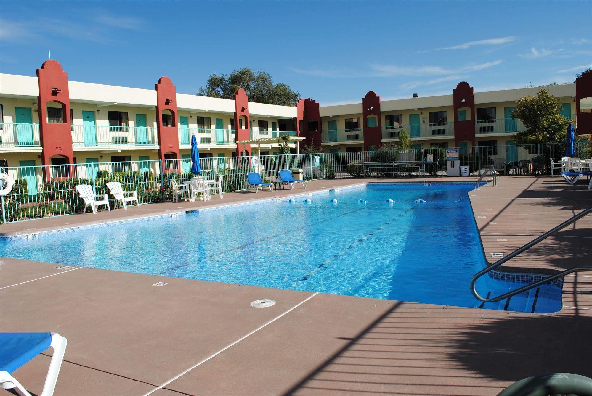 Days Inn By Wyndham Santa Fe New Mexico Exteriér fotografie