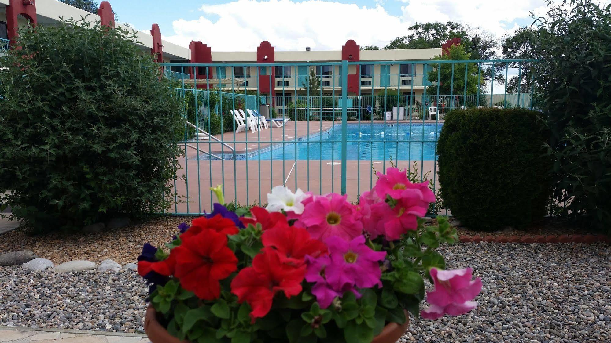 Days Inn By Wyndham Santa Fe New Mexico Exteriér fotografie